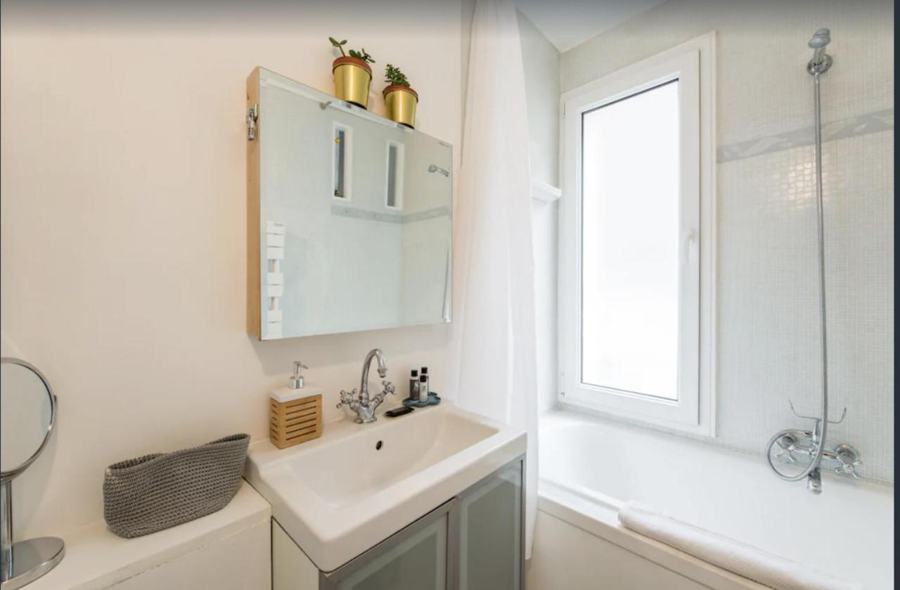 Paris Petit Appartement Lumineux Et Atypique エクステリア 写真